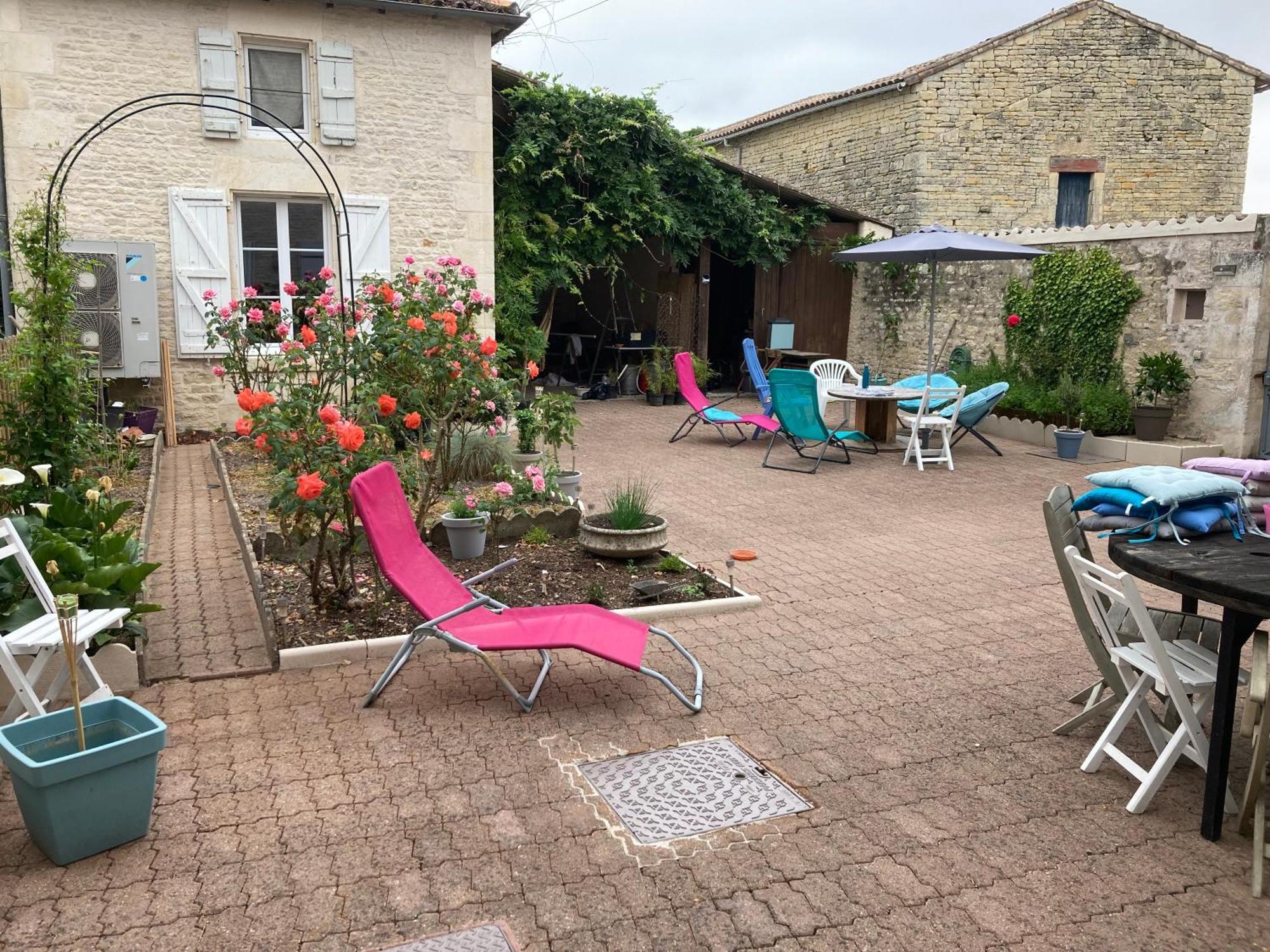 Chambre Chez L'Habitant, Au Moulin Du Bonheur Le Bourdet Exterior photo